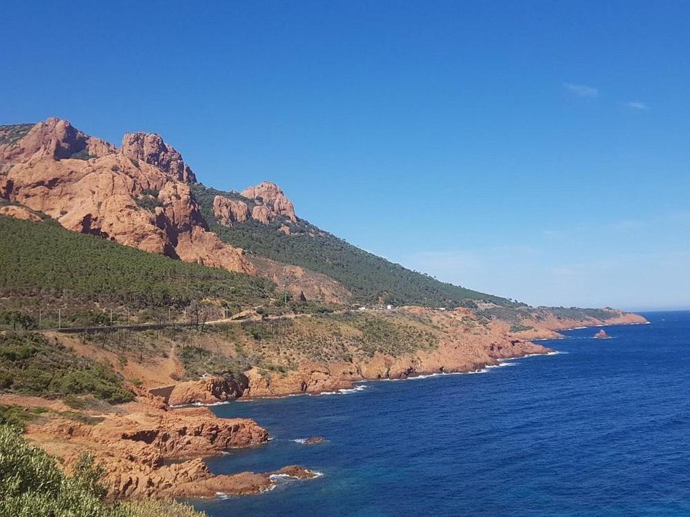 Village Cap Esterel, Piscine, Plage Saint-Raphaël Exteriör bild