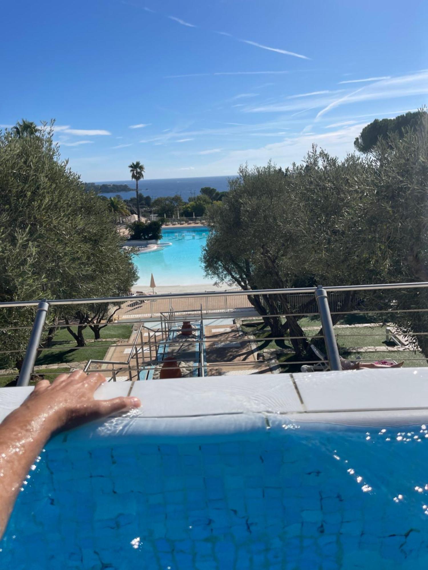Village Cap Esterel, Piscine, Plage Saint-Raphaël Exteriör bild